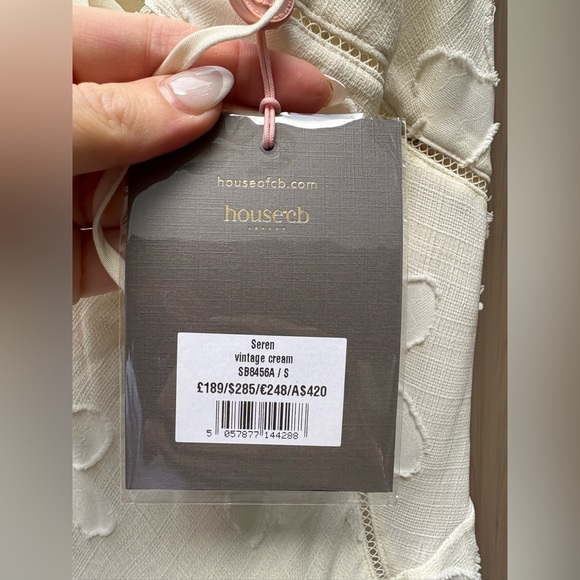 ❌SOLD❌HOUSE OF CB Seren Floral Lace Back Maxi Dress in Vintage Cream New - Picture 14 of 16